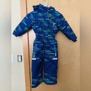 Kamik kids size 4 one piece ski/ snow suit
